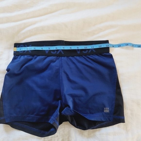 Victoria's Secret Sport two toned athletic shorts size small - Picture 2 of 6